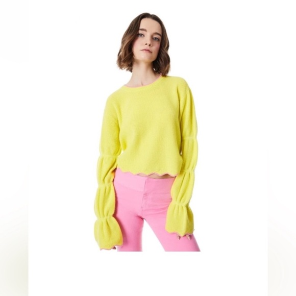 Alice + Olivia Sweaters - Alice + Olivia Cashmere Sweater Yellow Statement Bell Sleeve Women’s Size XS